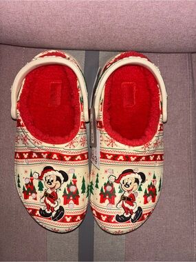 Disney parks Christmas crocs